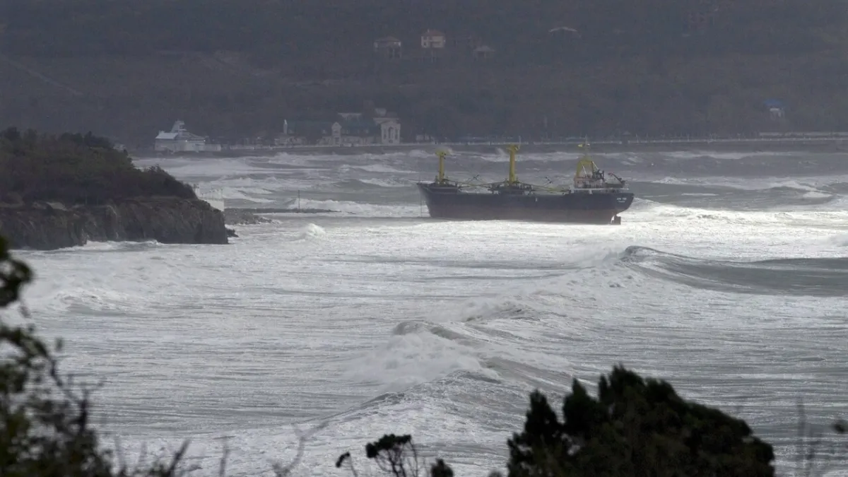Guncangan Novorossiysk: Pelabuhan Strategis Rusia Dihantam Ledakan Drone, Korban Berjatuhan!