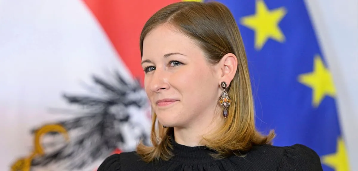 Austria Perketat Aturan Migran: Larang Jilbab Anak, Potong Bantuan Negara