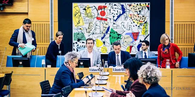 Audit Sekolah Swasta Prancis Melonjak Ribuan Persen: Kasus Betharram Pemicu Kontroversi