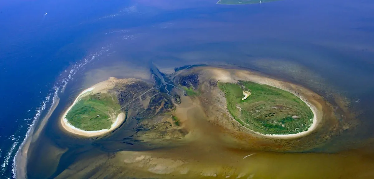 Misteri Pulau Tersembunyi Jerman: Laboratorium Rahasia Hingga Surga Alam Tak Terjamah