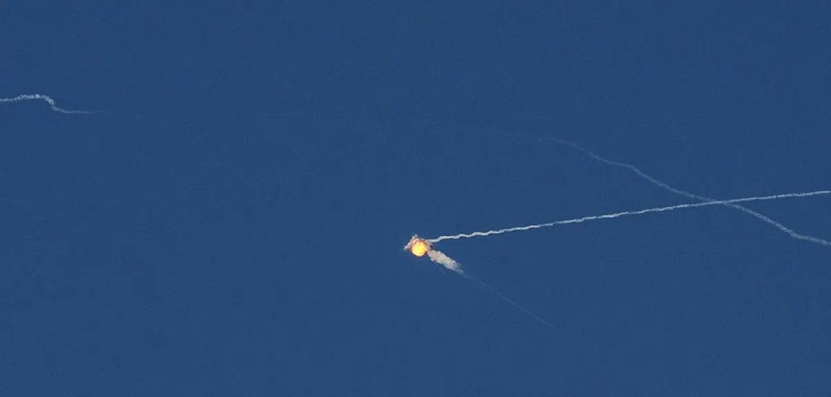 Deadly Russian Attack Waves Rock Kyiv: Ballistic Missiles Strike Capital Again
