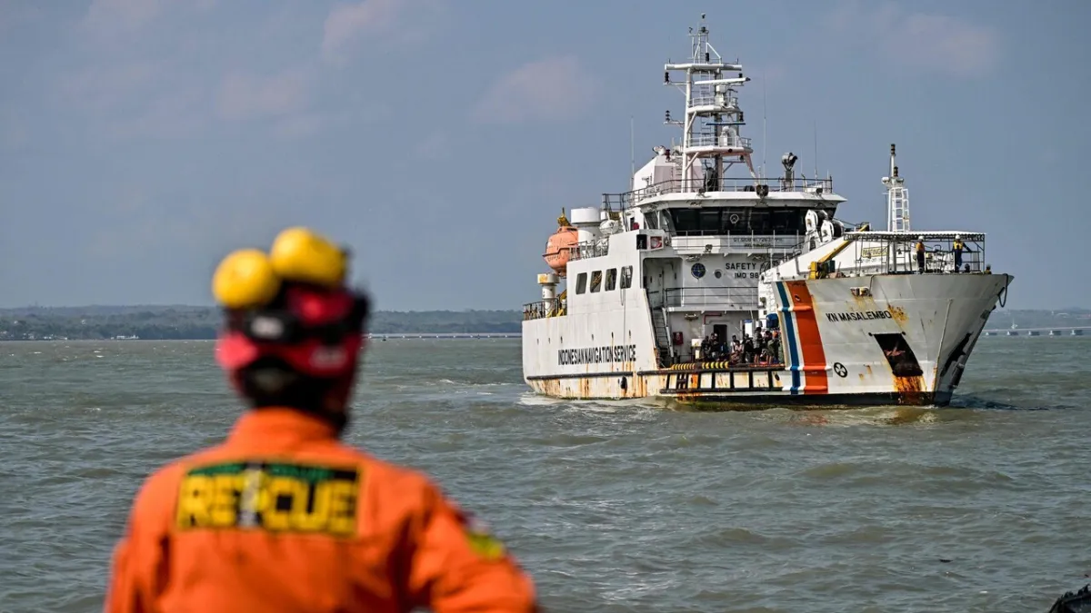 Feri 243 Penumpang Hilang Kontak di Indonesia: Satu Tewas, Pencarian Berlanjut