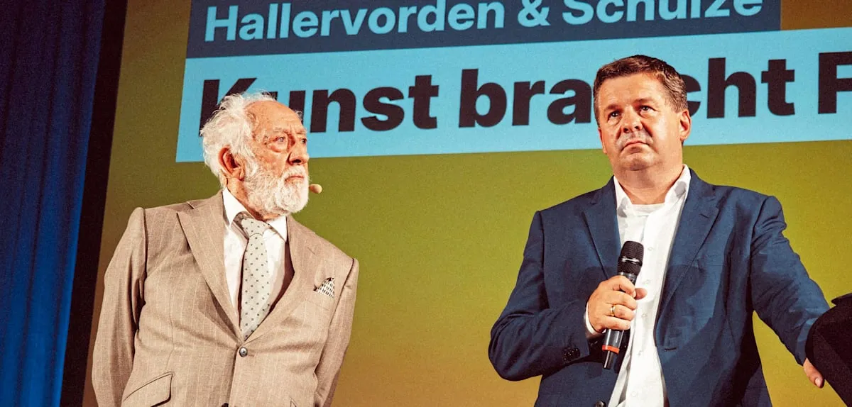 Campaign Controversy: Jewish Community Slams Minister President Schulze Over Hallervorden