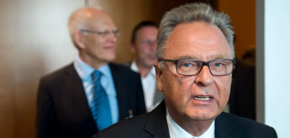 Former German Constitutional Judge Warns of Democracy Threat from Mainstream Parties