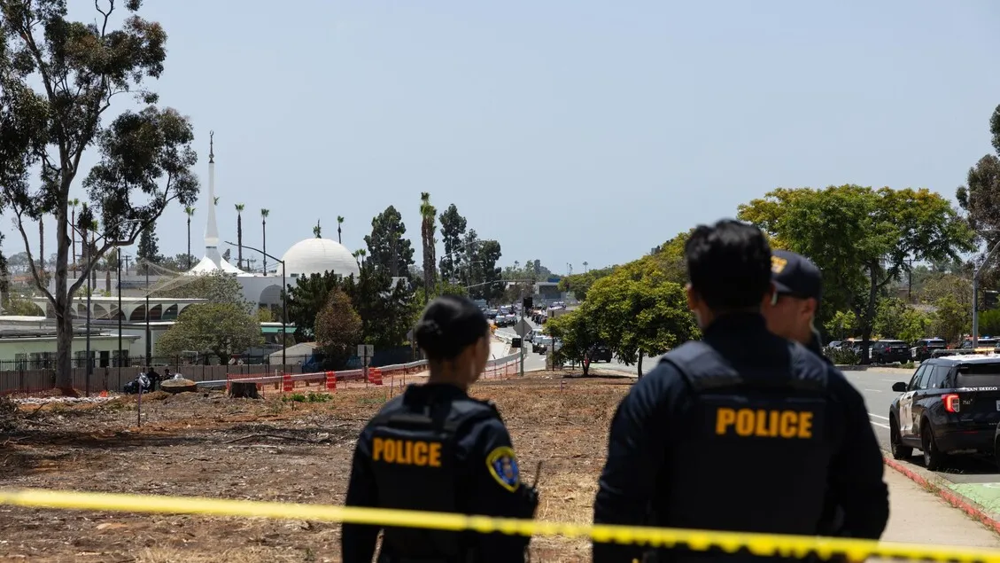 Amuk Senjata Guncang San Diego: Pusat Islam Berdarah, Lima Tewas