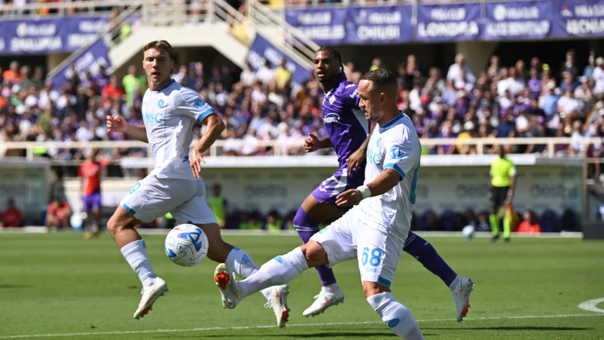 Fiorentina Tahan Napoli di Markas Sendiri: Hasil Krusial Serie A!