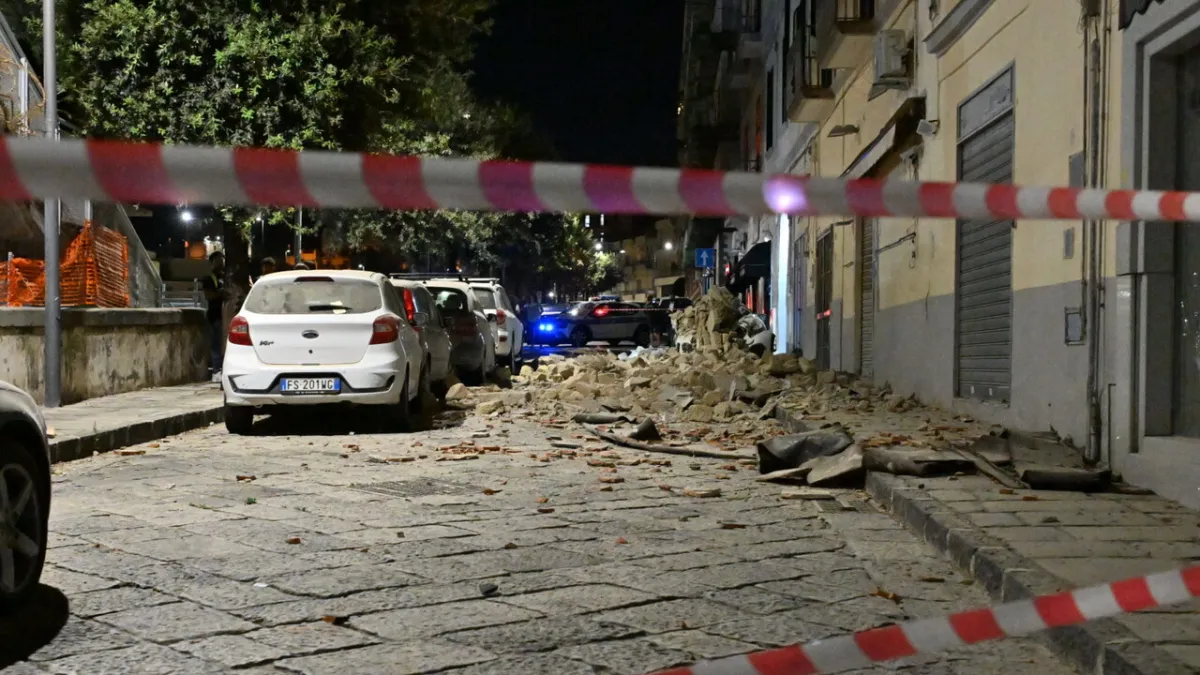 Campi Flegrei Bergejolak: Puluhan Gempa Susulan Hantui Italia Selatan Pasca-Guncangan Dahsyat