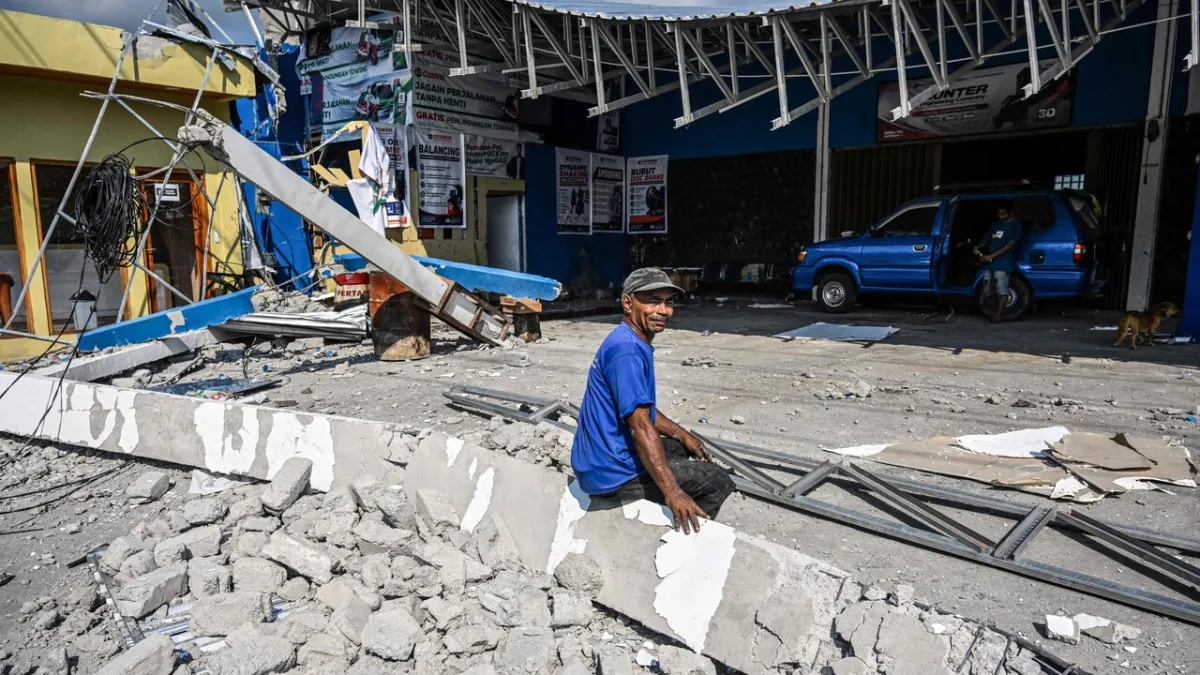 Devastating Earthquake Rocks Indonesia: Dozens Dead, Foreigners Evacuated