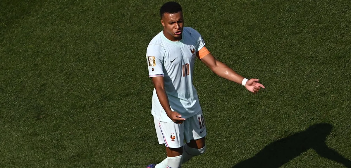VAR Controversy Rocks World Cup: Mbappe's Penalty Delayed Three Minutes, Ends in Miss