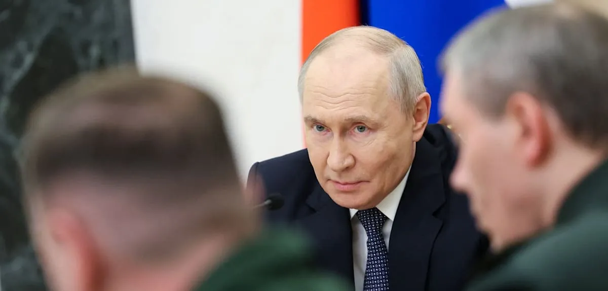 Zelenskyy Alleges Secret Putin Mobilization: Half Million Troops Threatening Europe?