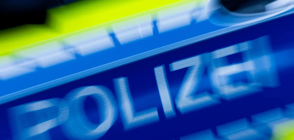 Tense Clash in Hamburg-Rahlstedt: Pepper Spray, Batons Injure Four