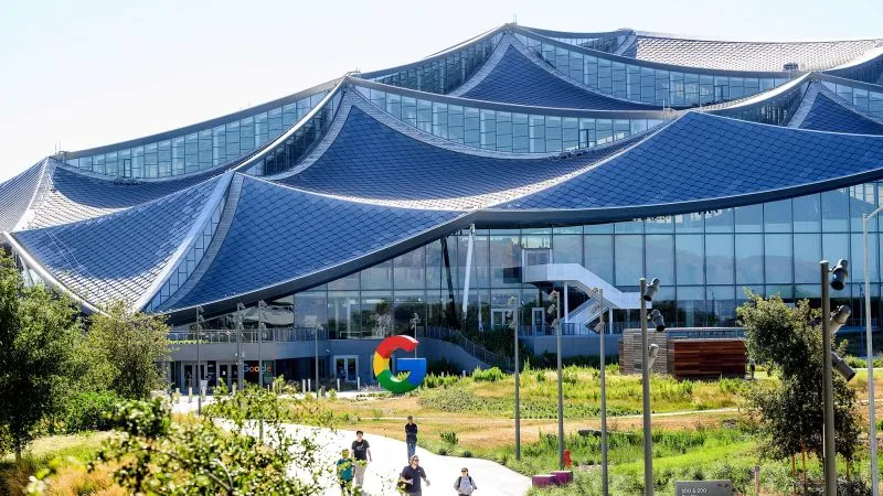 Ancaman AI Guncang Alphabet: Saham Induk Google Terjun Bebas