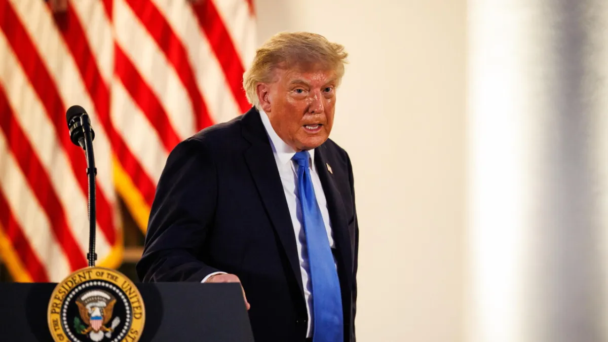 Trump Anggap Konflik Iran 'Bukan Apa-Apa', Utus Toko Kunci Redakan Perang Ukraina