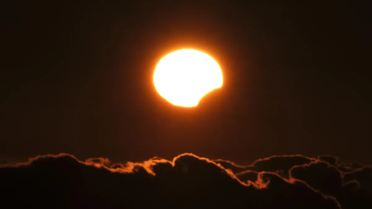 Eclipse Hunt 2026: Astronomical Spectacle Beckons Global Travelers!