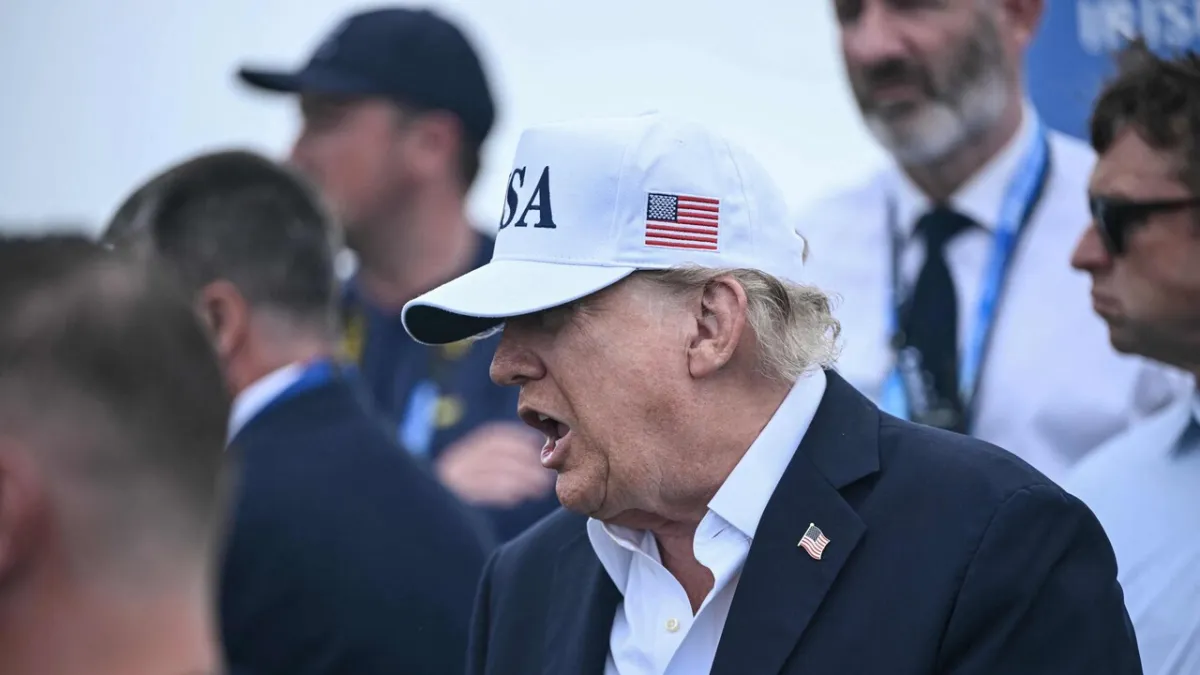 Ancaman Nyata! AI Dapat Kendalikan Internet dalam Setahun, Trump Menepis