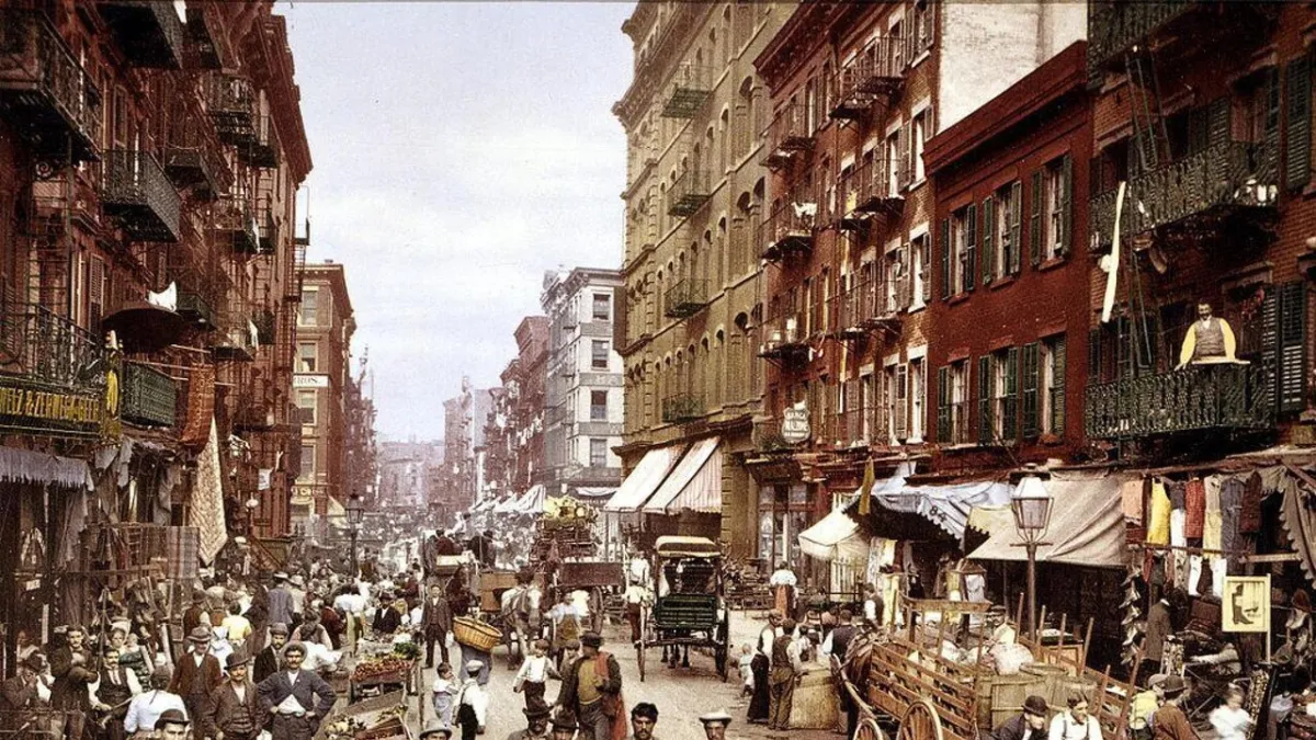 New York Berpesta: San Gennaro Rayakan Satu Abad Megah di Little Italy