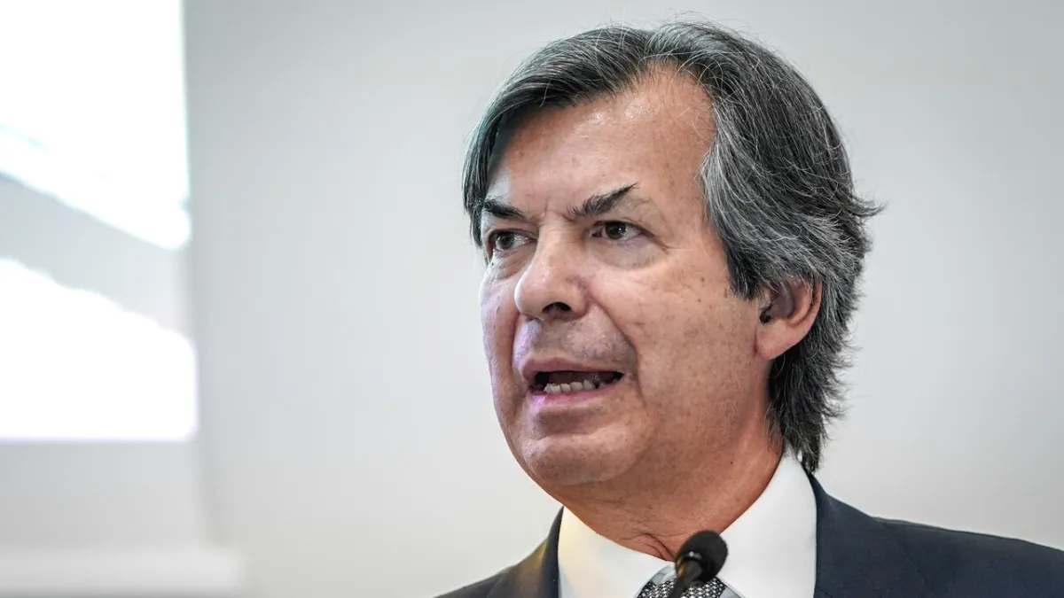 Intesa Sanpaolo Kantongi Restu Mps: Jaminan Jaga Identitas Bakal Terbukti?