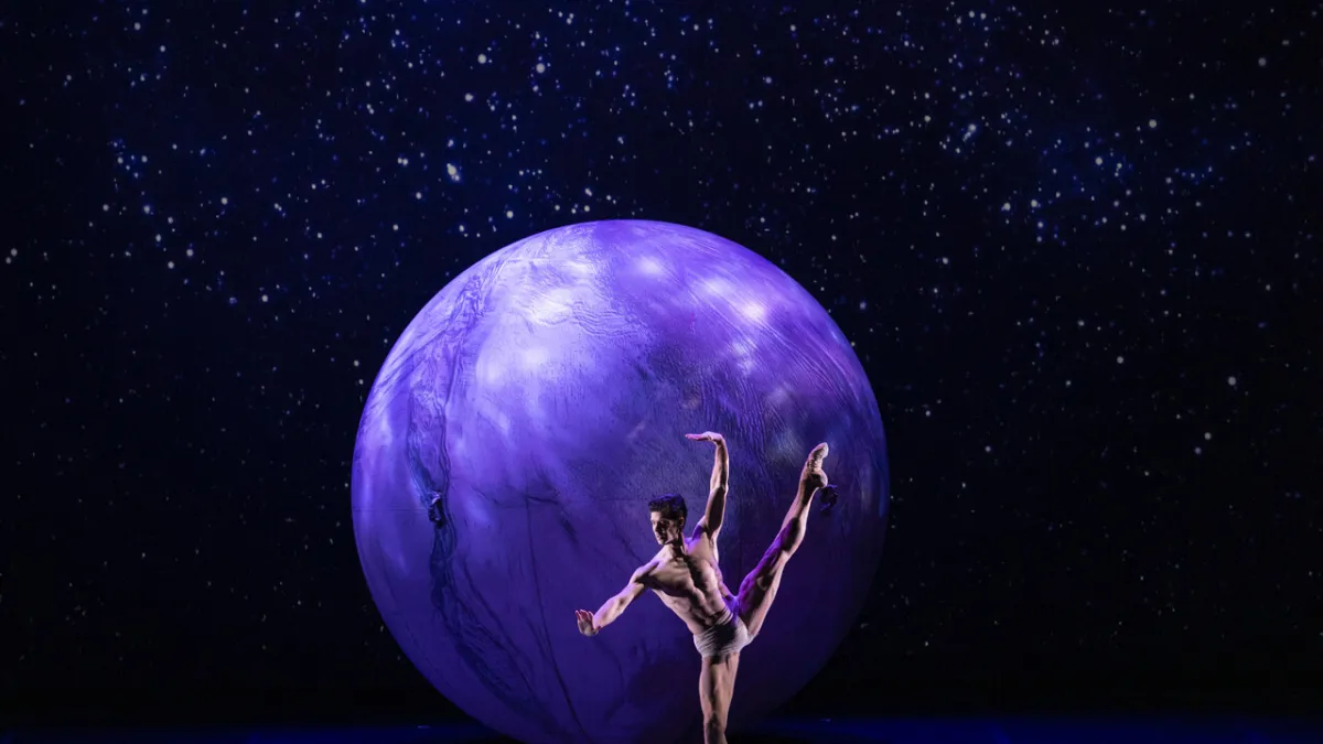 Roberto Bolle Etches History, Hollywood Walk of Fame Star Becomes Dramatic Reality!