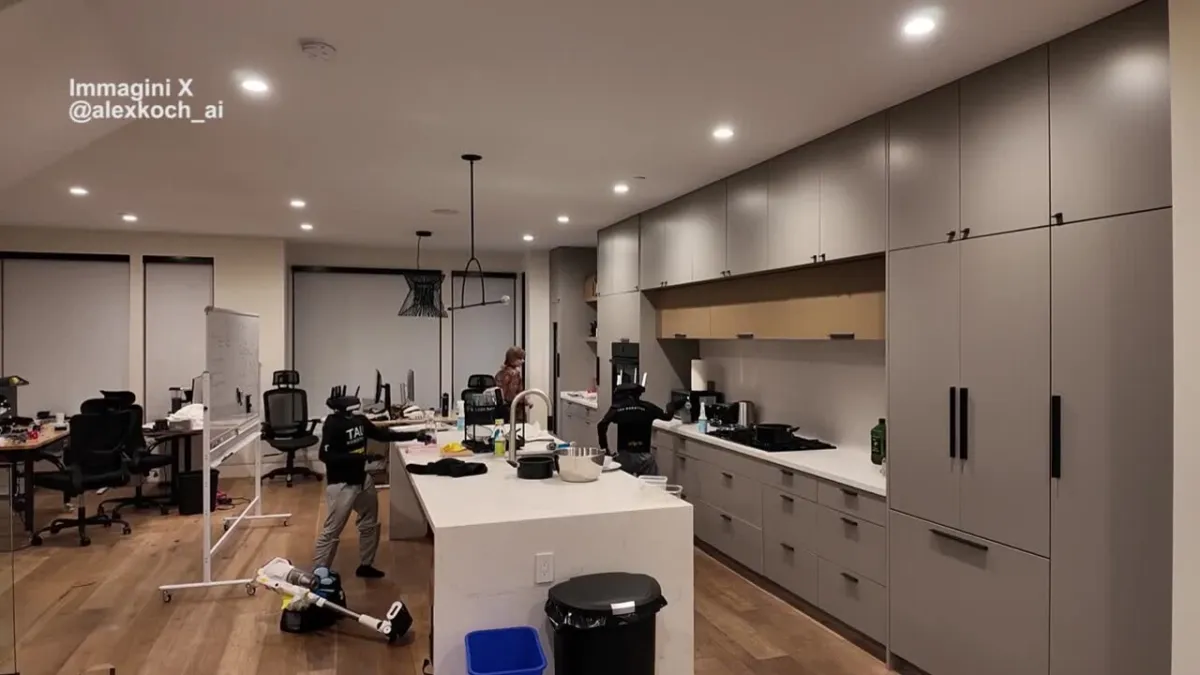San Francisco Housekeeping Revolution: Humanoid Robots Take Over Cleaning