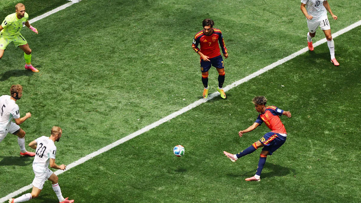 Magis Lamine Yamal: Dribel Memesona, Gol Krusial Spanyol Belum Jua Tercipta!