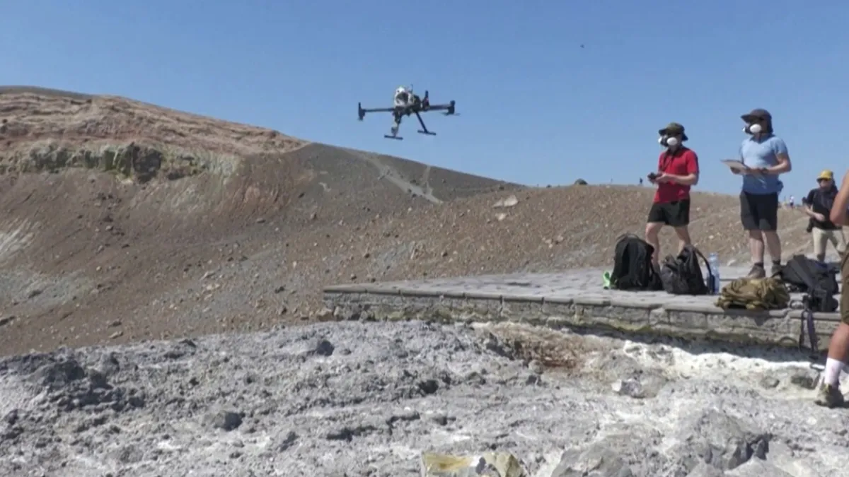 Drone Eropa Revolusi Pemantauan Gunung Berapi, Prediksi Erupsi Akurat 2026