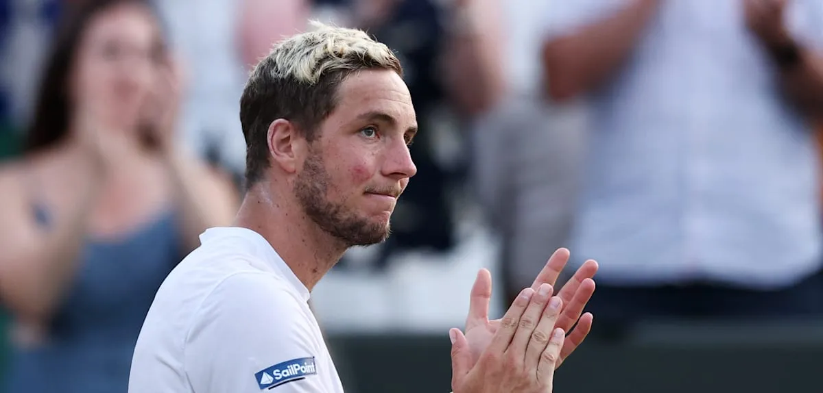 Struff Ukir Sejarah Wimbledon: Perempat Final Sensasional di Usia 36