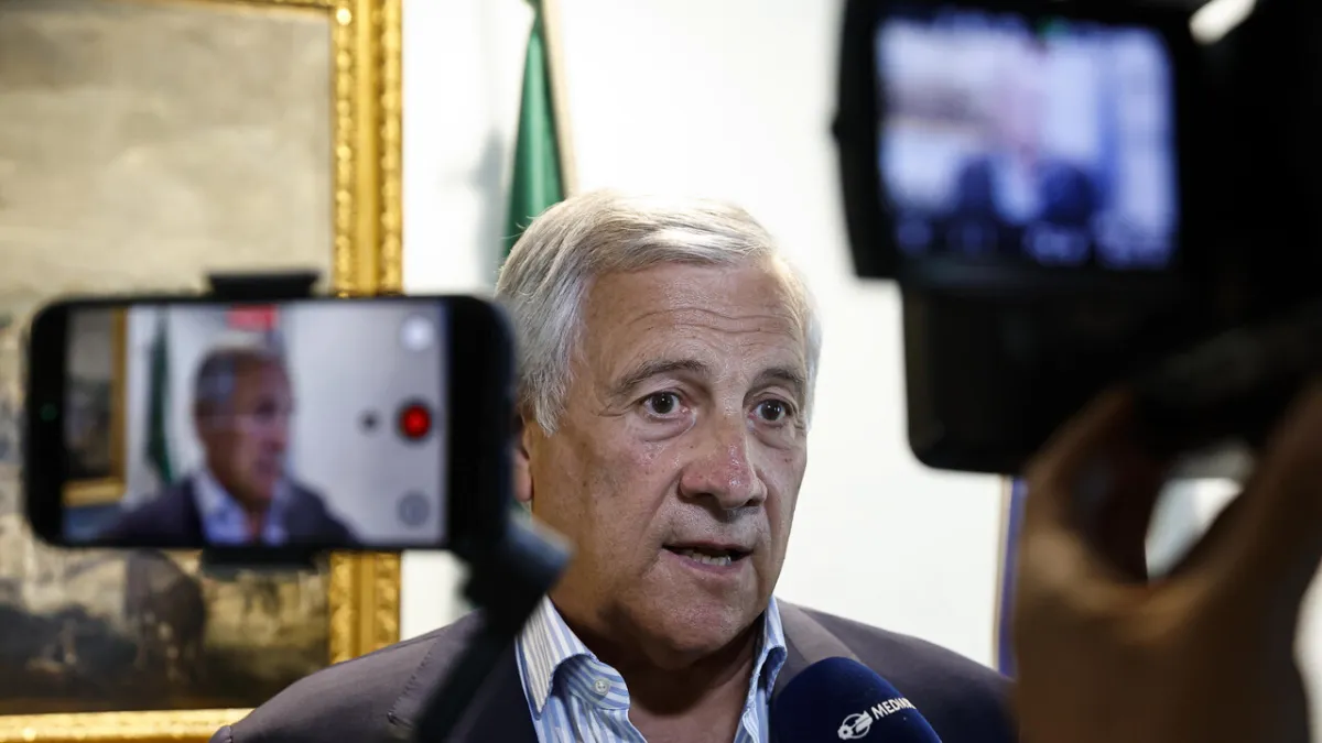 Tajani Warns of Russian Interference in Italian Elections: Salvini Responds Calmly