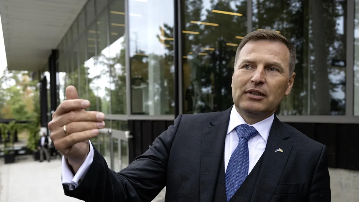 Skandal Amunisi Ukraina Guncang Estonia, Menteri Pevkur Mundur