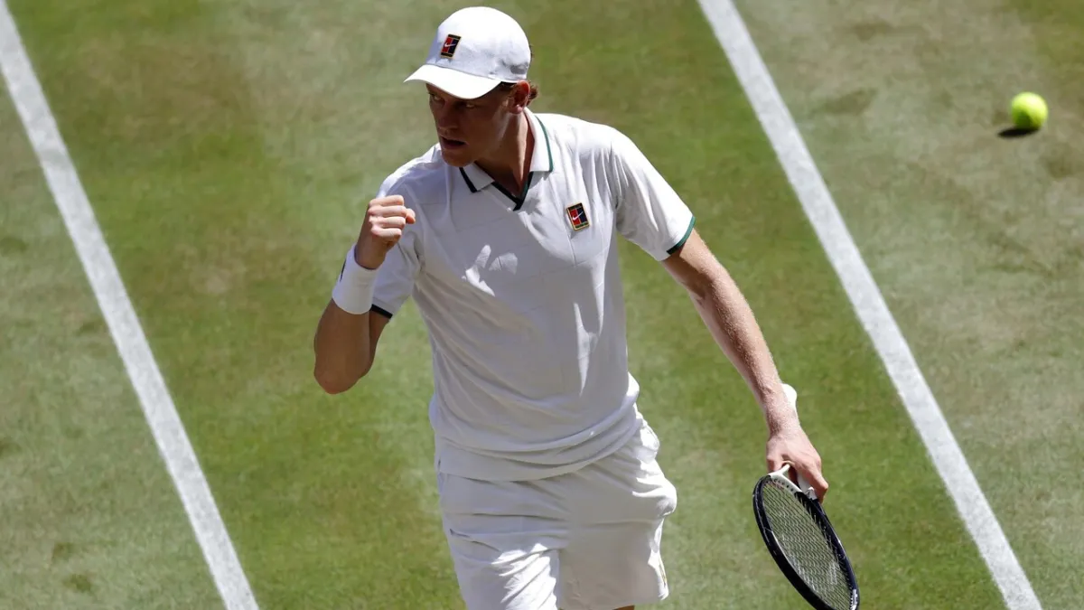 Sinner Shakes Wimbledon 2026: Djokovic Awaits in Fiery Semifinal!