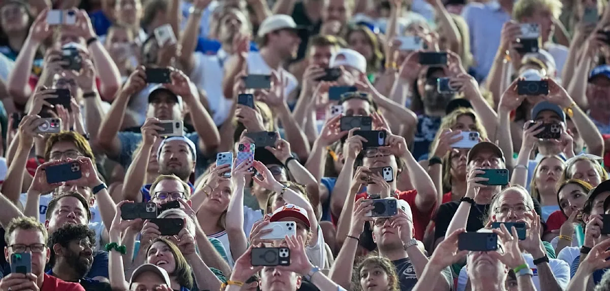 German Football Club Takes Firm Stance: Influencers and Vloggers Restricted in Stadium!