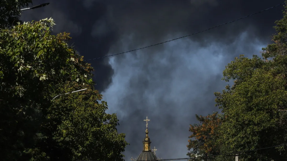 Kremlin Ancam Serangan Energi, Usulan KTT Damai Putin-Trump-Zelensky Menggantung