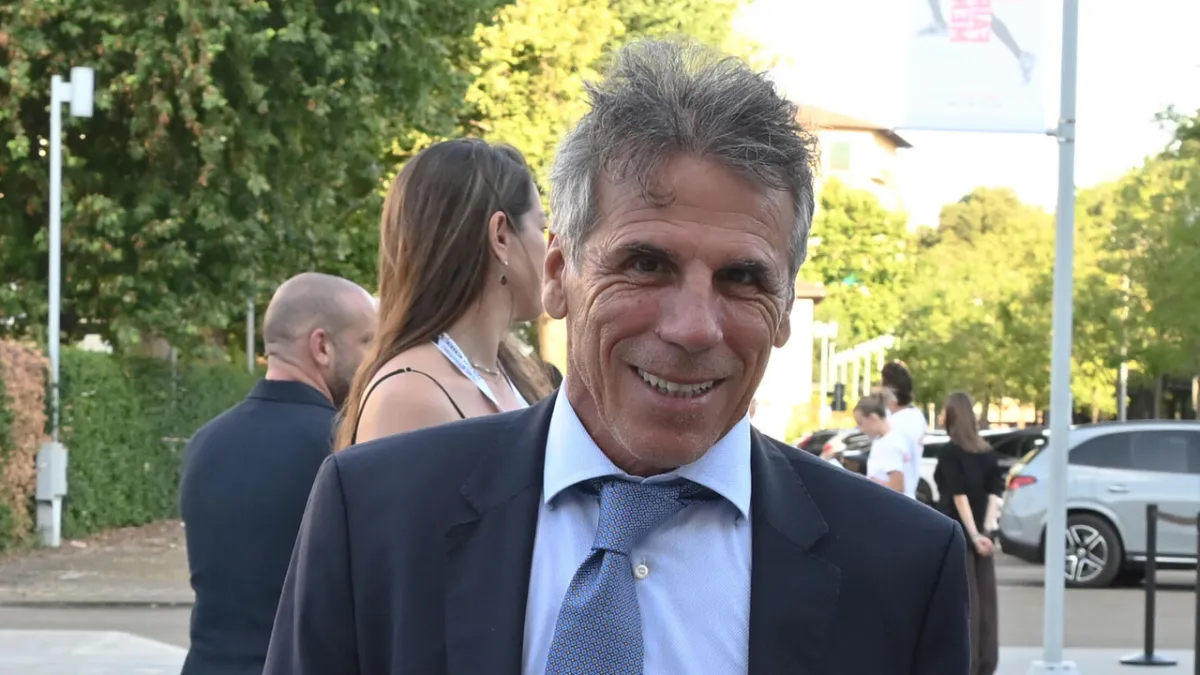 Zola Memimpin Proyek Revolusi Sepak Bola Muda Italia: Azzurri Tatap Masa Depan!