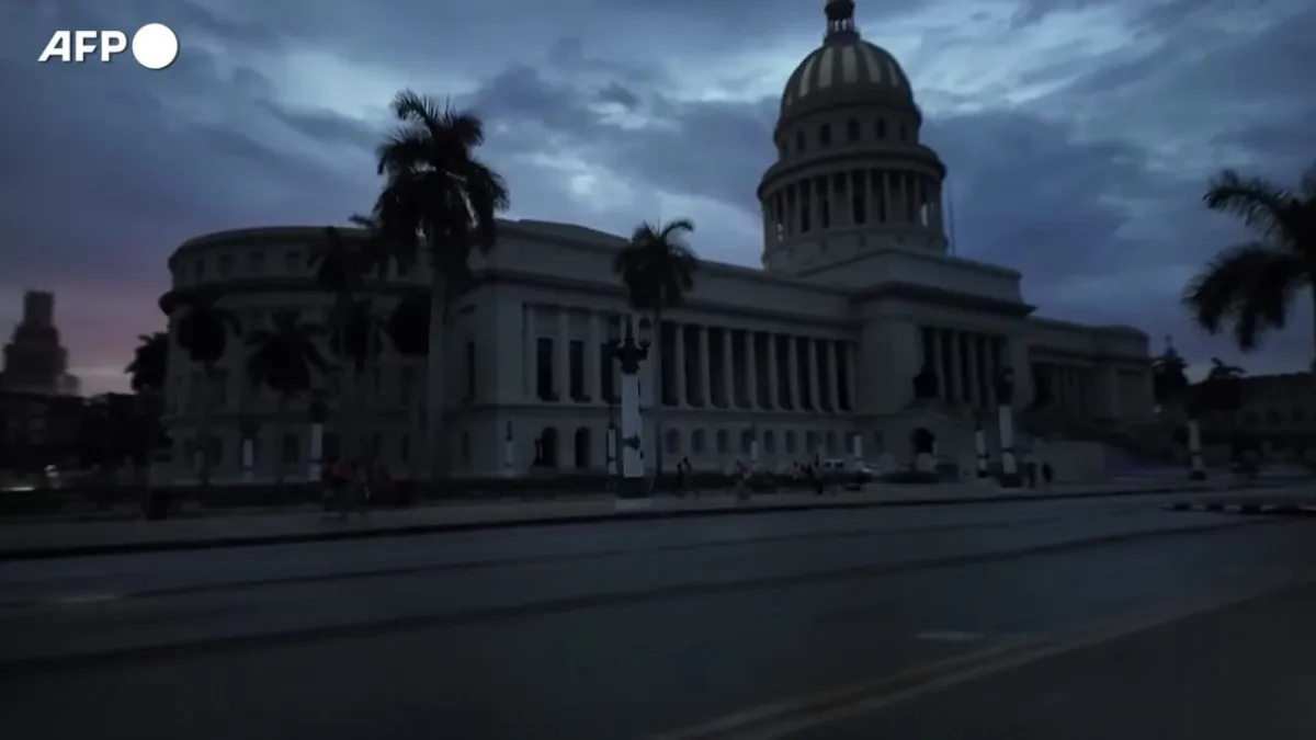 Cuba Plunges into Total Darkness: Havana Choked by Recurring Power Crisis