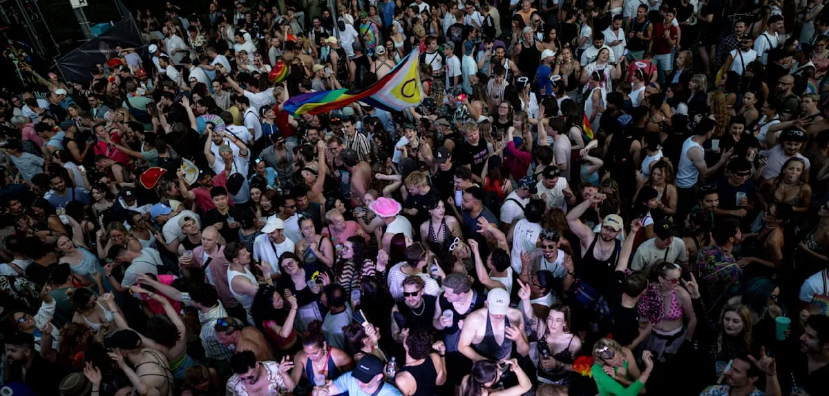 Tragedi CSD Berlin 2026: Mobil Tabrak Kerumunan, Acara Dibubarkan