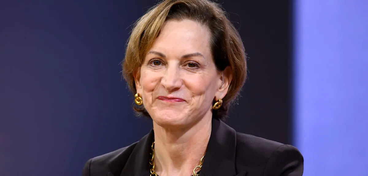 Applebaum Peringatkan: Koalisi CDU-AfD Ancaman Demokrasi Jerman 2026
