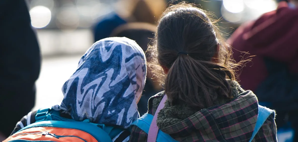 Parlemen Zurich Larang Jilbab di Sekolah: Kontroversi Netralitas Mengguncang Swiss