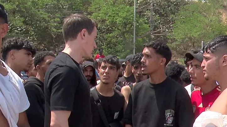 Migran Ceuta Bersaksi: "Militer Maroko Biarkan Kami Lolos Tanpa Hadangan!"