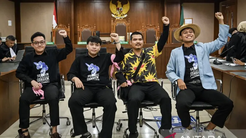 Prahara Agustus 2025: Delpedro Dkk Divonis Bebas, Keadilan Dipertanyakan?