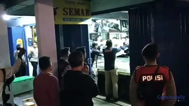 Digeledah Hampir 17 Jam, Semua Emas di Toko Semar Nganjuk Diangkut Bareskrim