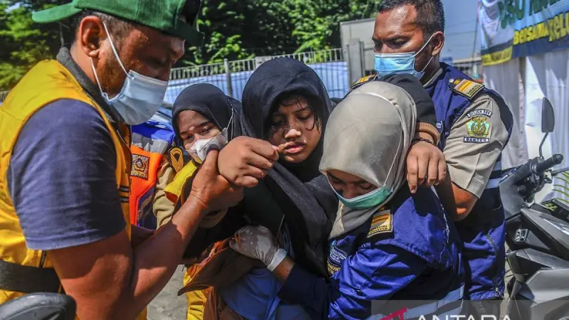 Terkejut, Gubernur Koster: Belasan Pemudik Pingsan di Gilimanuk Saat Arus Balik
