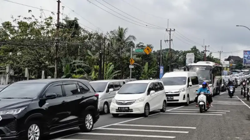 Jalur Puncak Bogor Dialihkan Total: One Way Arah Jakarta Dimulai Efektif